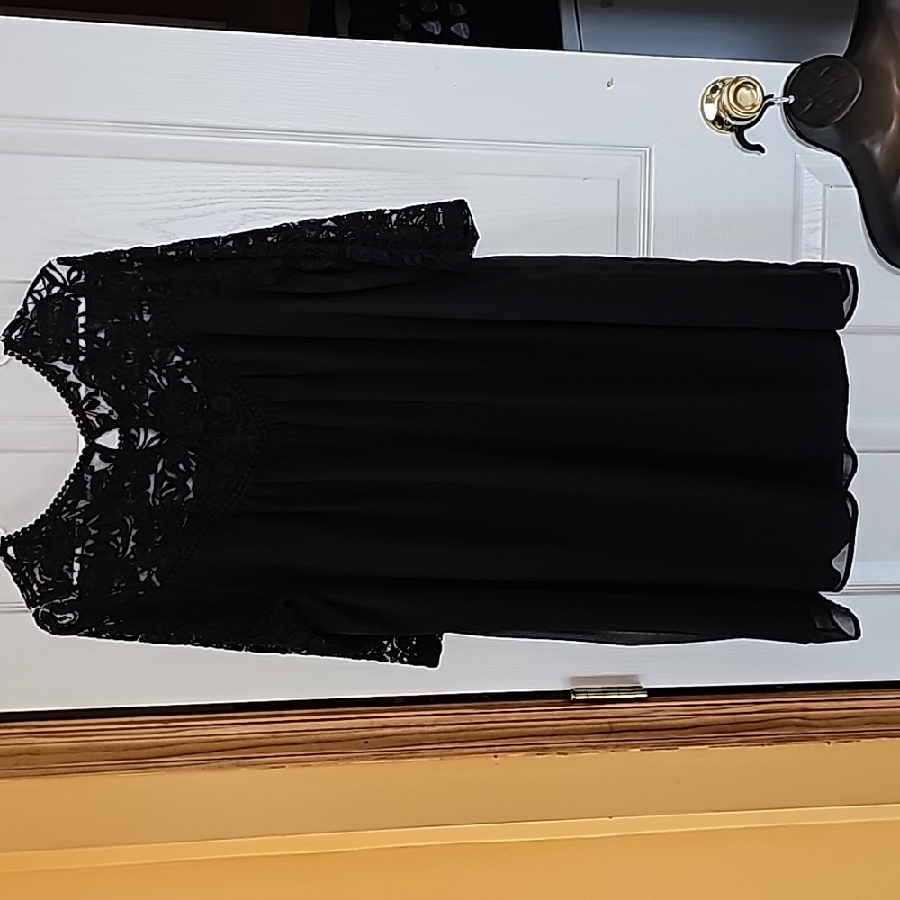 Luxology 20w black tunic - Picture 3 of 3